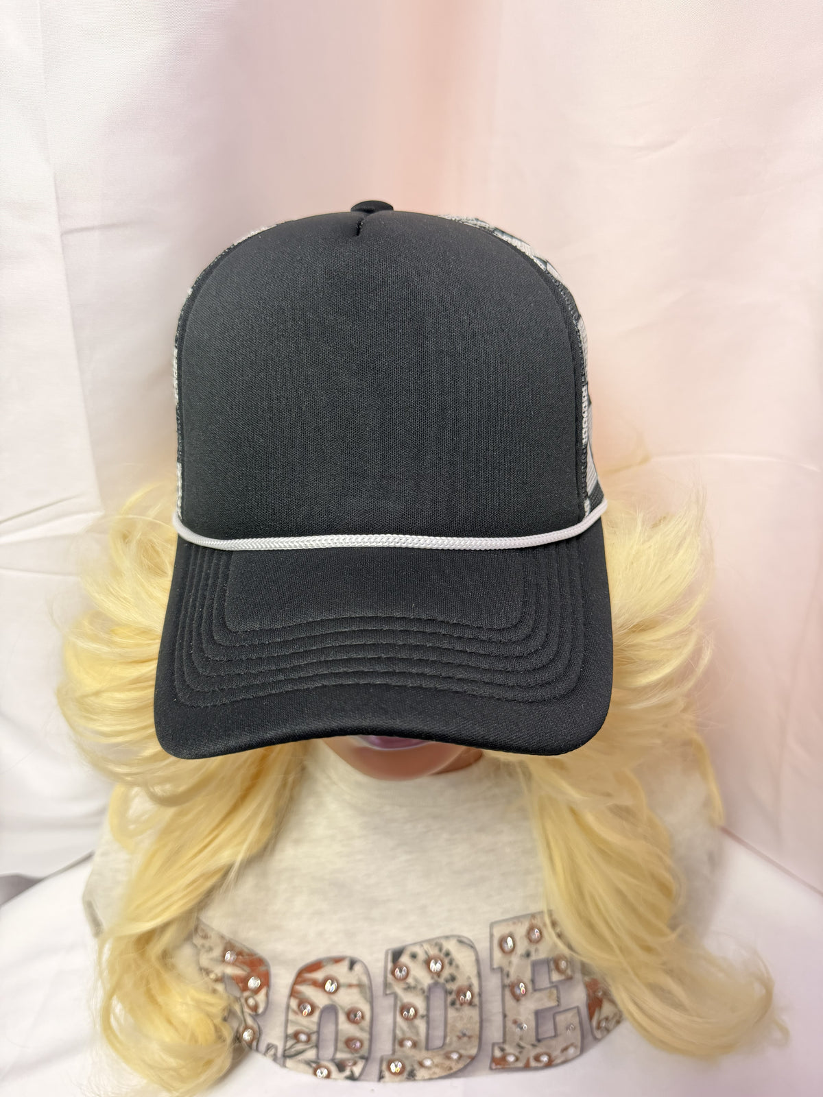Black & White Checkered Mesh Print Snapback Trucker Hat